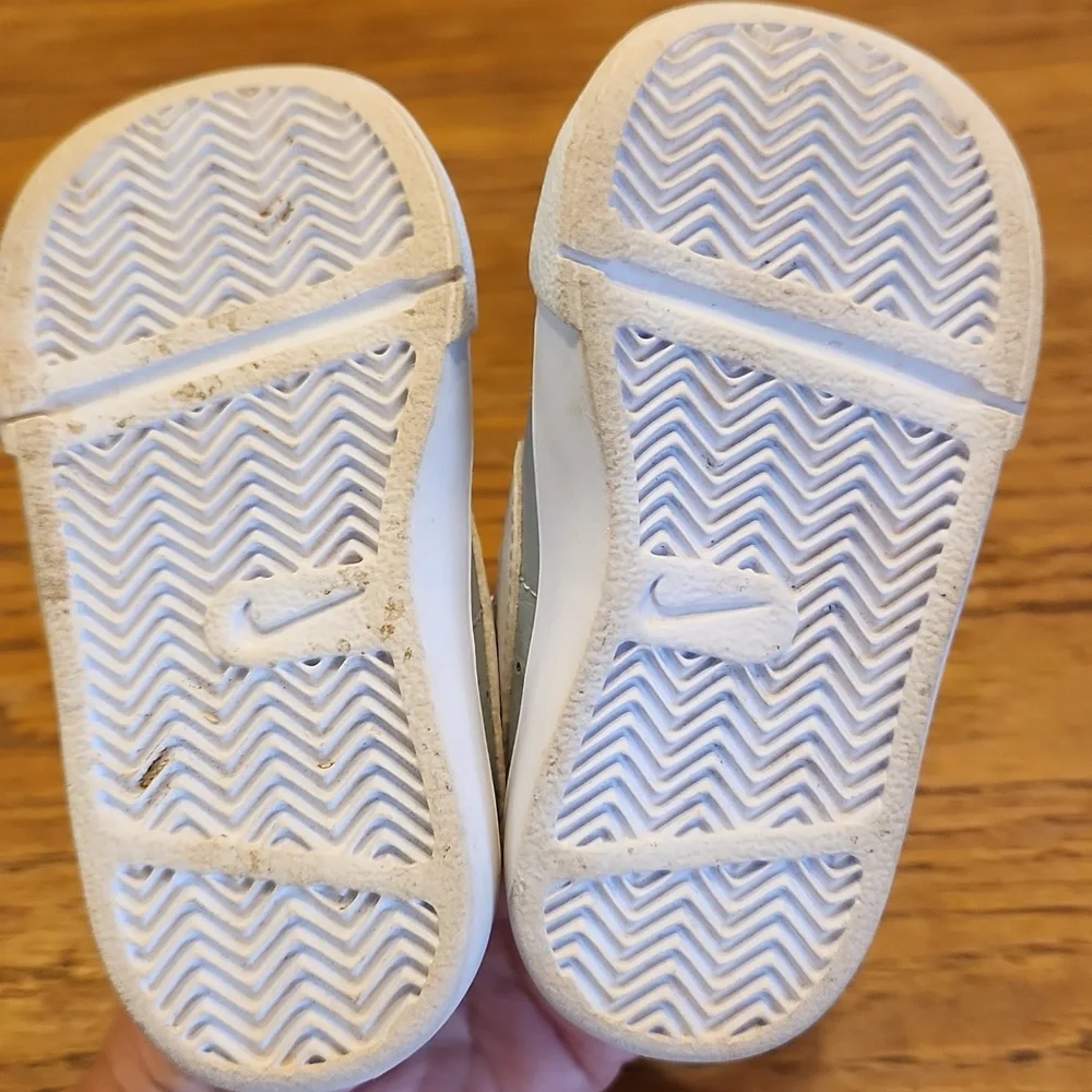 Nike Size 4